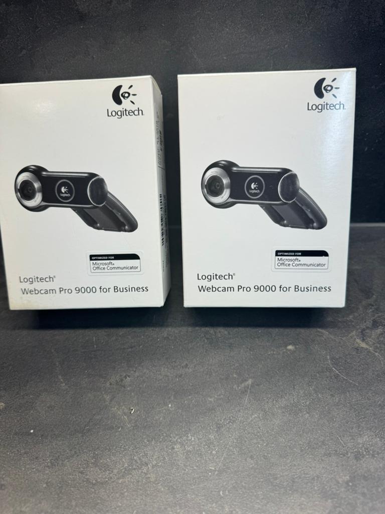 2x Logitech Webcam Pro 9000 - Nieuw, Computers en Software, Webcams, Nieuw, Ophalen of Verzenden, Windows, Monitorclip