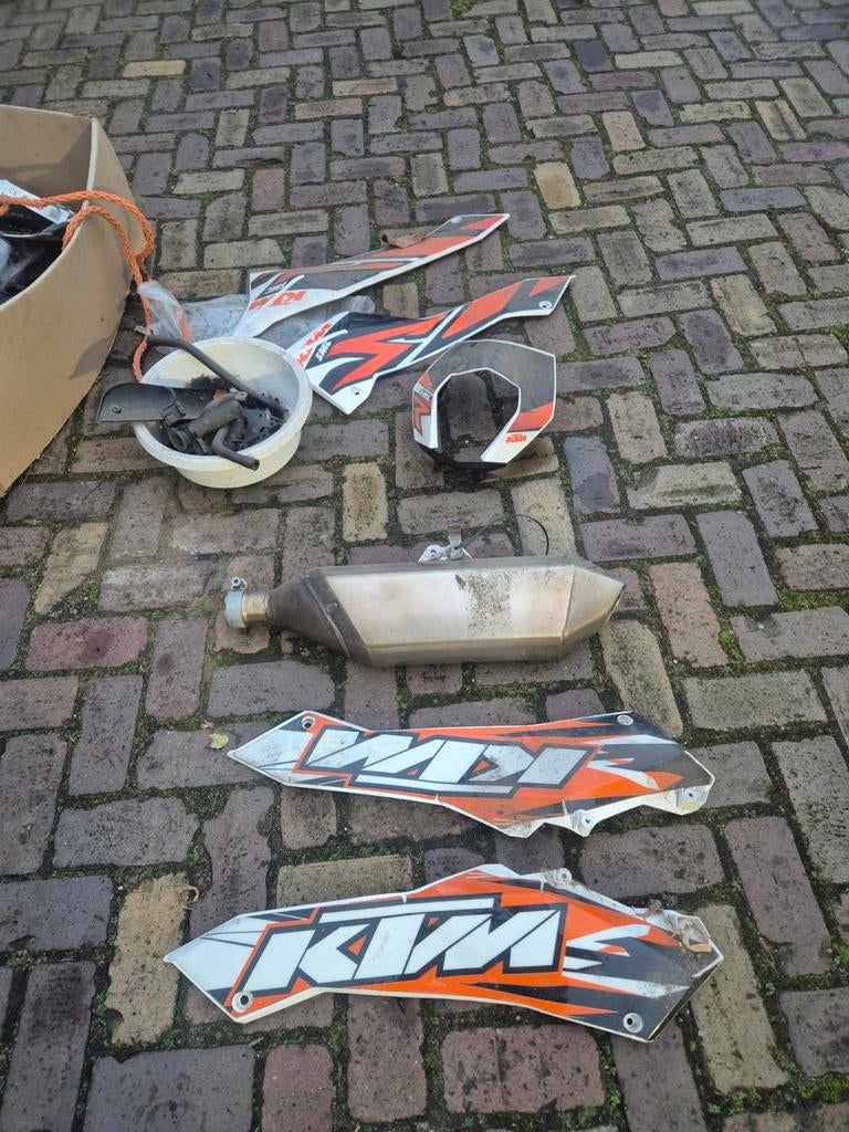 KTM 690 SMC R / Enduro R Onderdelen - Uitlaat, Kappen, Ophalen of Verzenden, Gebruikt