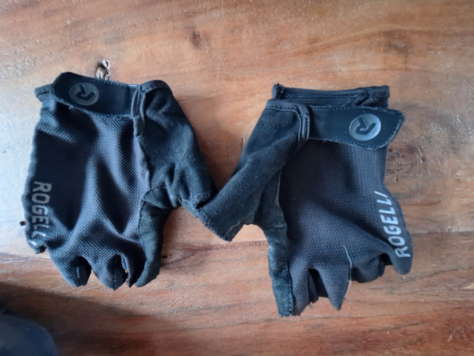 Fietshandschoenen Rogelli en Energetics - Maat M, Fietsen en Brommers, Fietsaccessoires | Fietskleding, Gebruikt, M, Ophalen of Verzenden