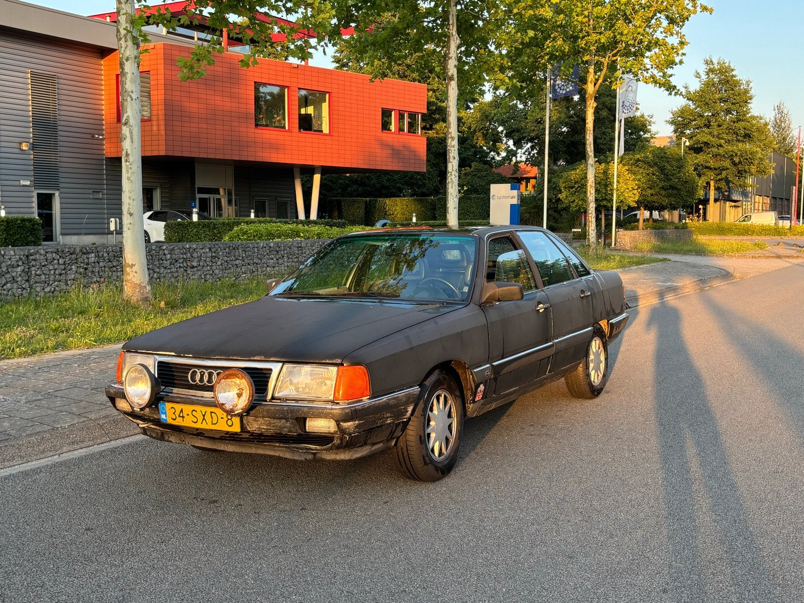 Audi 100, Auto's, Voorwielaandrijving, Zwart, Zwart, Handgeschakeld