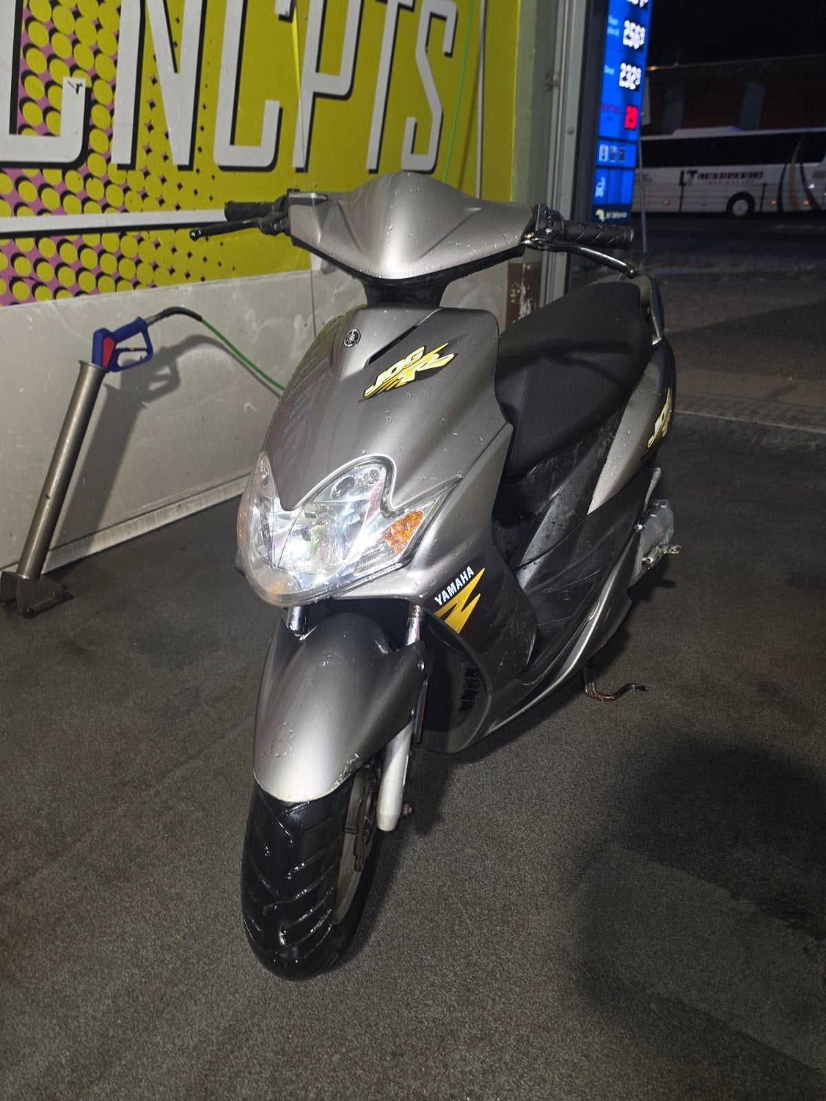 Yamaha jog r - Goed onderhouden scooter km 28951, Ophalen of Verzenden, Gebruikt, Benzine, Yamaha