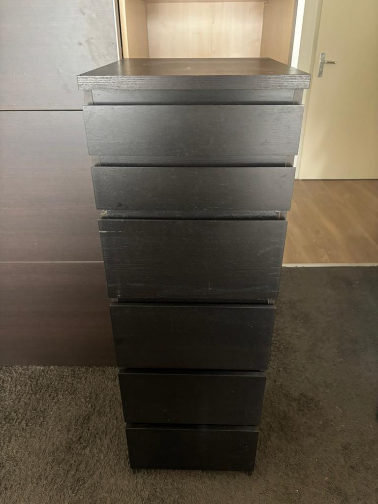Ikea Malm ladekast zwart met spiegel, Huis en Inrichting, Kasten | Ladekasten, Ophalen, 50 tot 100 cm, Zo goed als nieuw, Minder dan 100 cm