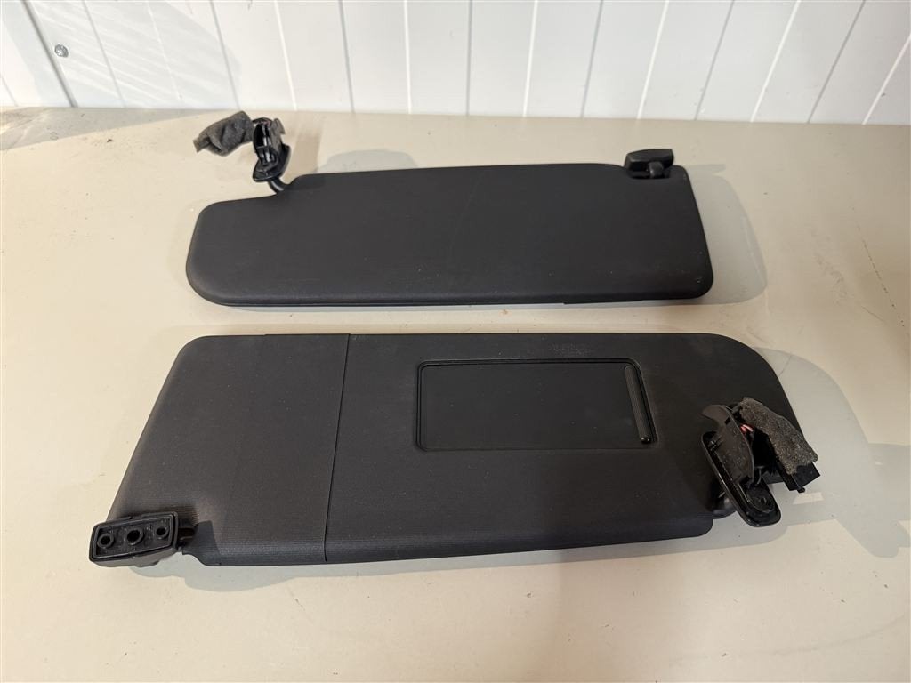 Vw Mk4 Golf 25-jarig jubileum zwarte zonnekleppen R32, Auto diversen, Auto-accessoires, Ophalen of Verzenden, Zo goed als nieuw