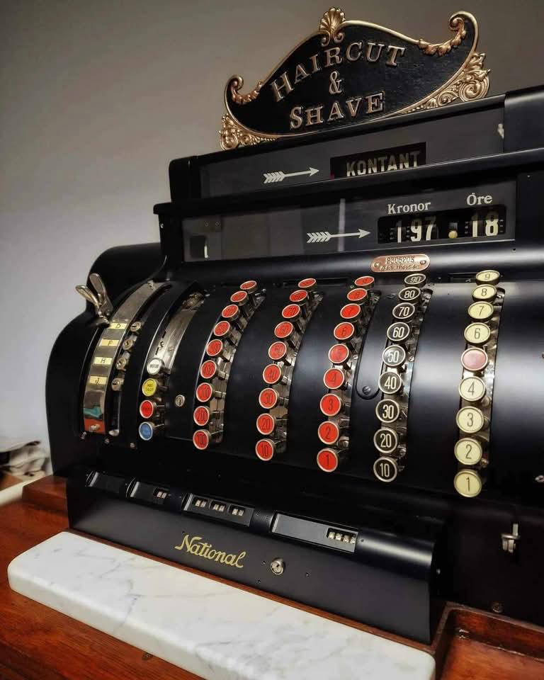 Oude kappers/ barbier kassa.., Ophalen