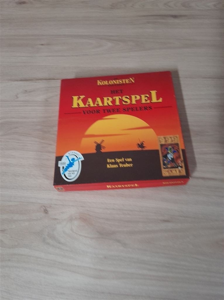 Kolonisten van catan het kaartspel - 999 games - s3136, Hobby en Vrije tijd, Verzenden, Zo goed als nieuw