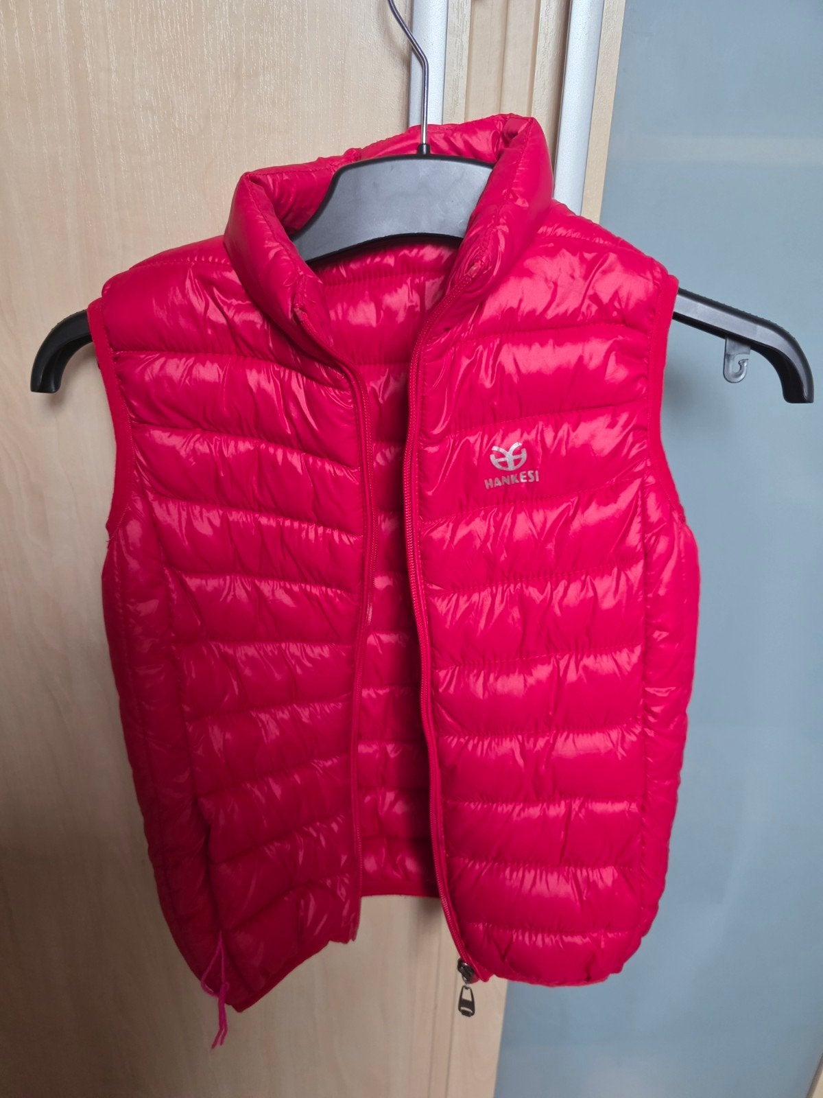 HANKESI Rode Bodywarmer - Zo goed als nieuw, HANKESI, Ophalen of Verzenden, Zo goed als nieuw, Rood