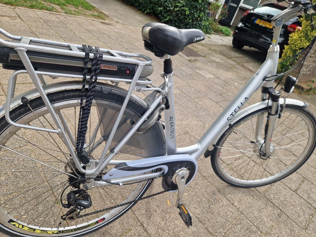 Twee Stella fietsen, Fietsen en Brommers, Zo goed als nieuw, 51 tot 55 cm, 30 tot 50 km per accu, Ophalen