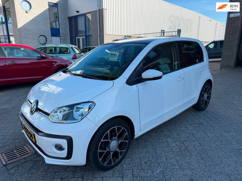 Volkswagen Up! 1.0 BMT move up! Aflever beurt, Navi Nw Apk, Gebruikt, 840 kg, Wit, 3 cilinders