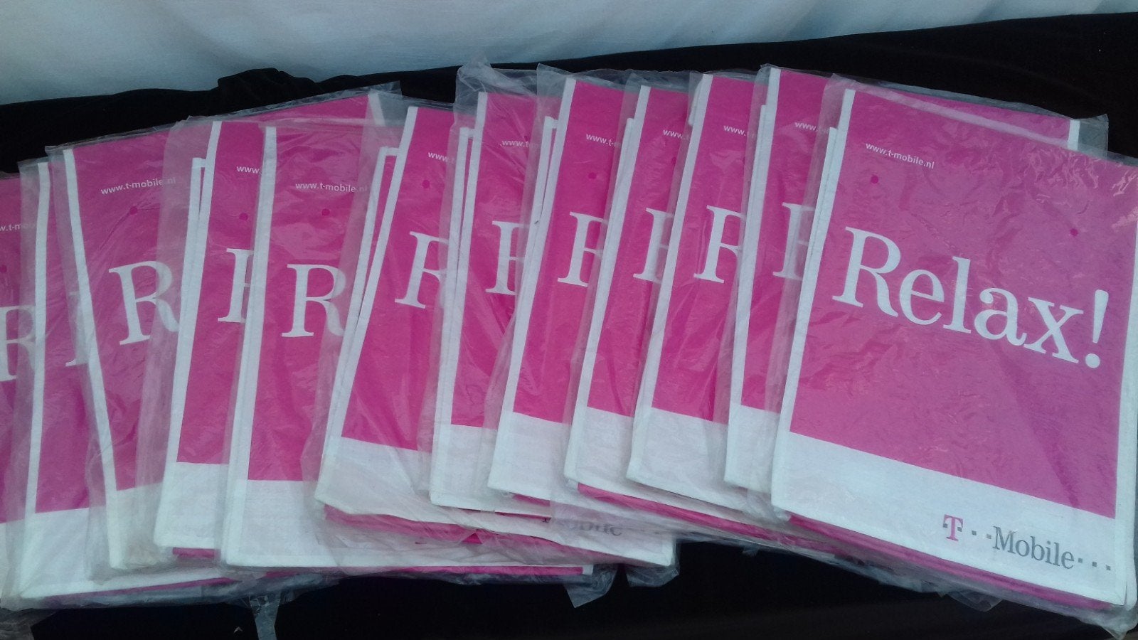 T-Mobile Relax! Schoudertas,13 stuks. Roze. Nieuw!, Ophalen of Verzenden, Nieuw