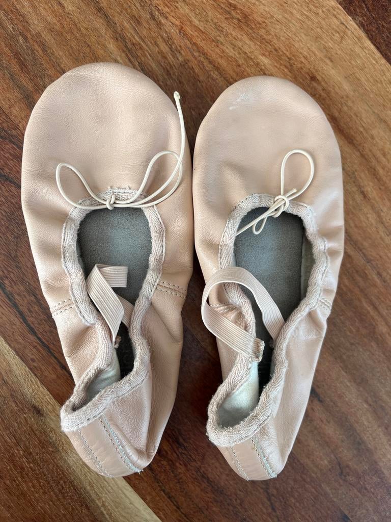 Balletschoenen Papillon - Maat 1, Sport en Fitness, Ballet, Ophalen of Verzenden, Gebruikt, Schoenen