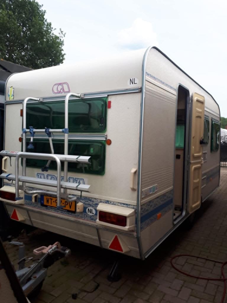 adria stapelbede, Caravans en Kamperen, Bedrijf, Treinzit, 750 - 1000 kg, 4 tot 5 meter