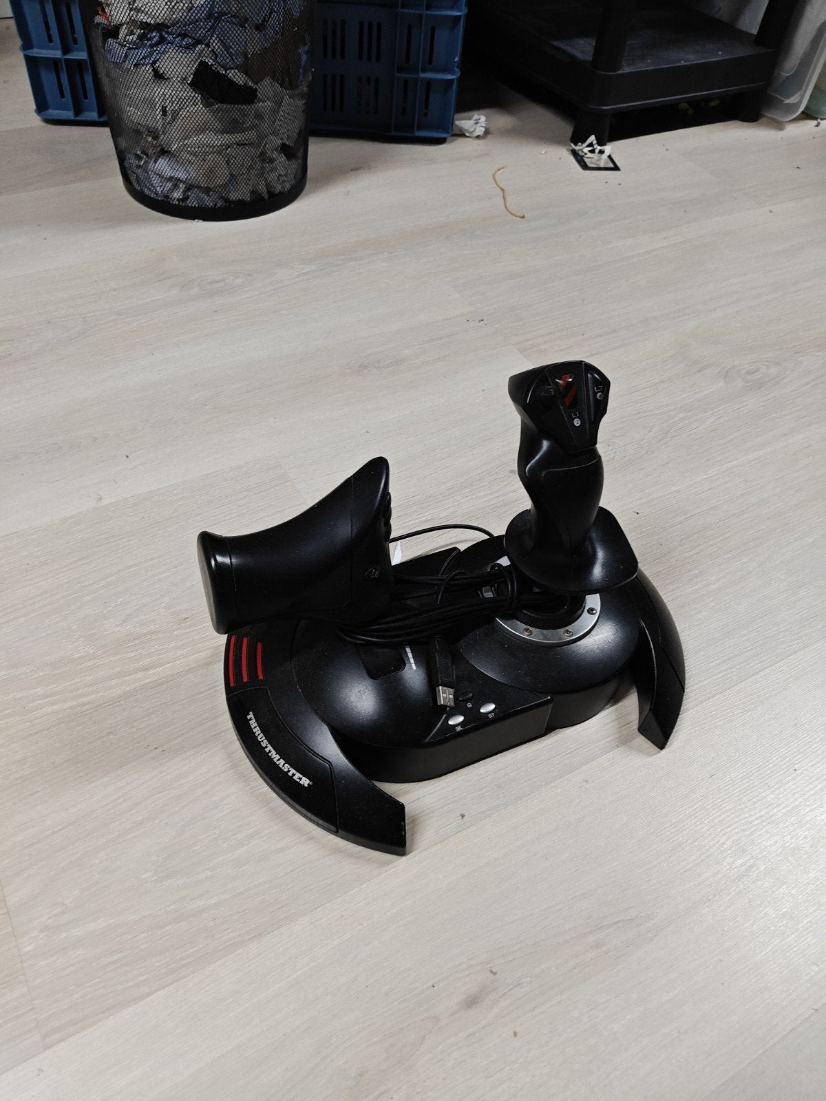 Thrustmaster T.Flight Hotas X Joystick voor PC/PS3, Computers en Software, Joysticks, Gebruikt, Thrustmaster, Guillemot Corporation S.A., Place du Granier, 35510 Cesson-Sévigné, France