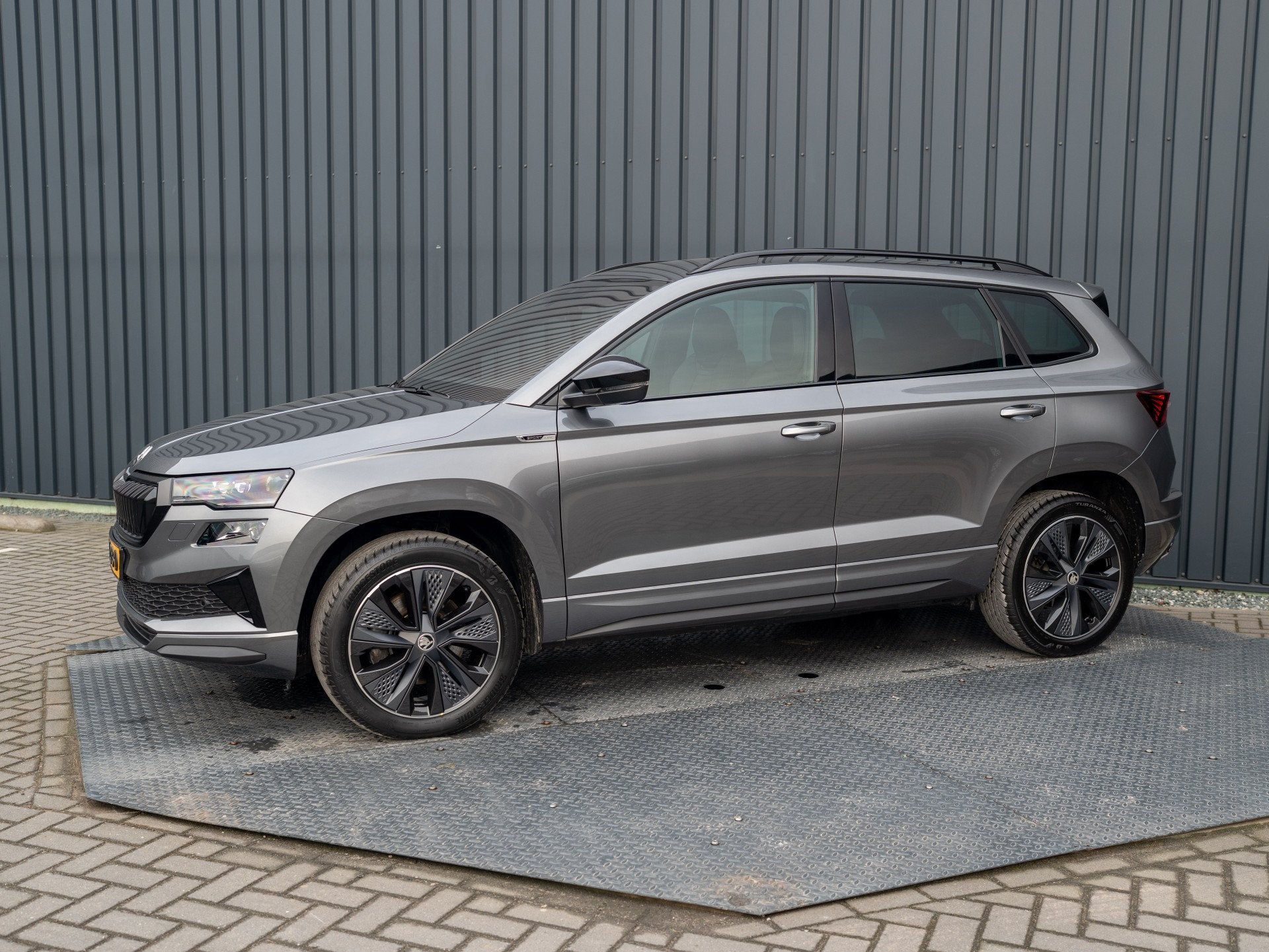 Skoda Karoq 1.5 TSI ACT Sportline Business | Leder | Camera, Auto's, Voorwielaandrijving, 12 maanden, 4 cilinders, 1299 kg