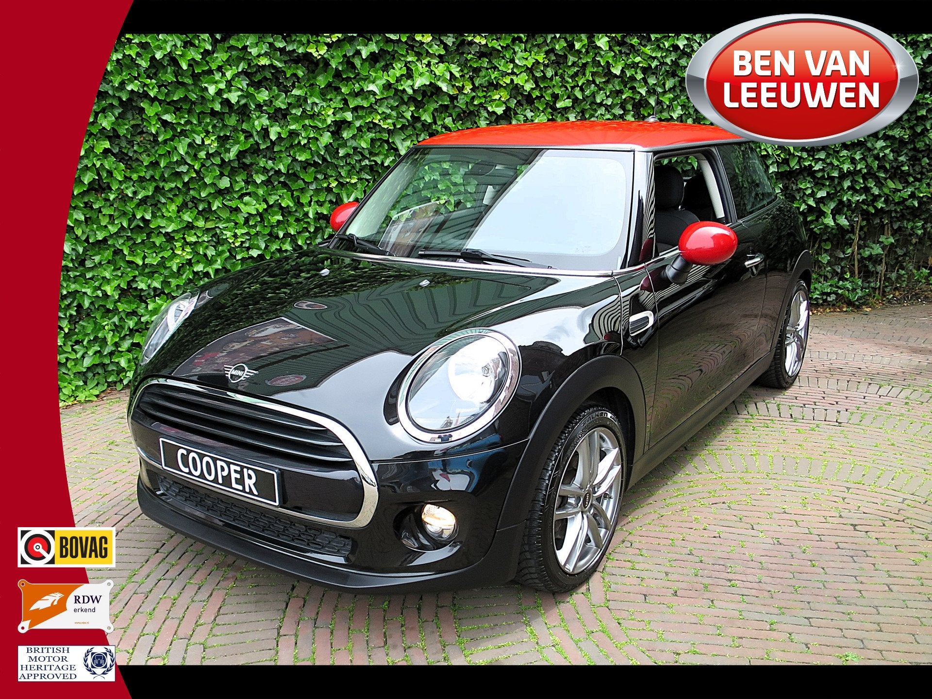 MINI Cooper 1.5 F56 LCI met Navi, BT, Clima, PDC en 17", 12 maanden, Gebruikt, 4 stoelen, Zwart