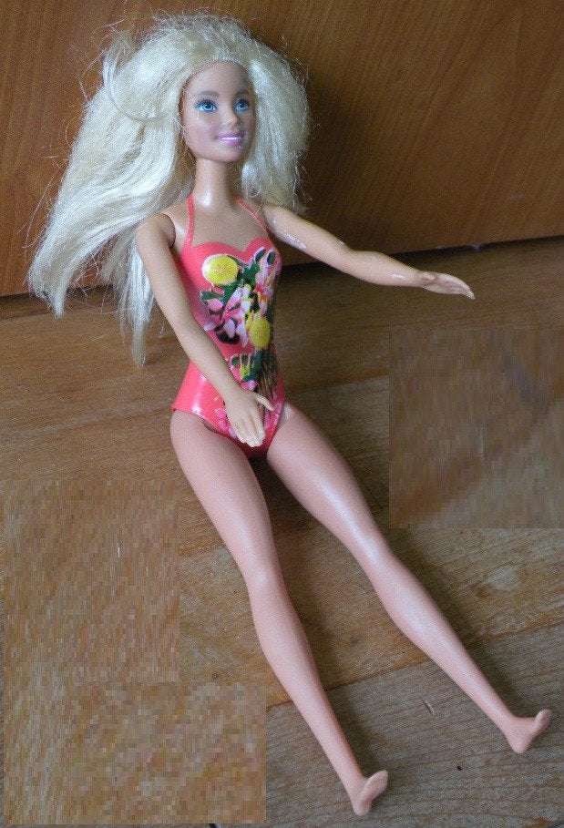 Barbie met badpak., Ophalen of Verzenden, Zo goed als nieuw, Pop