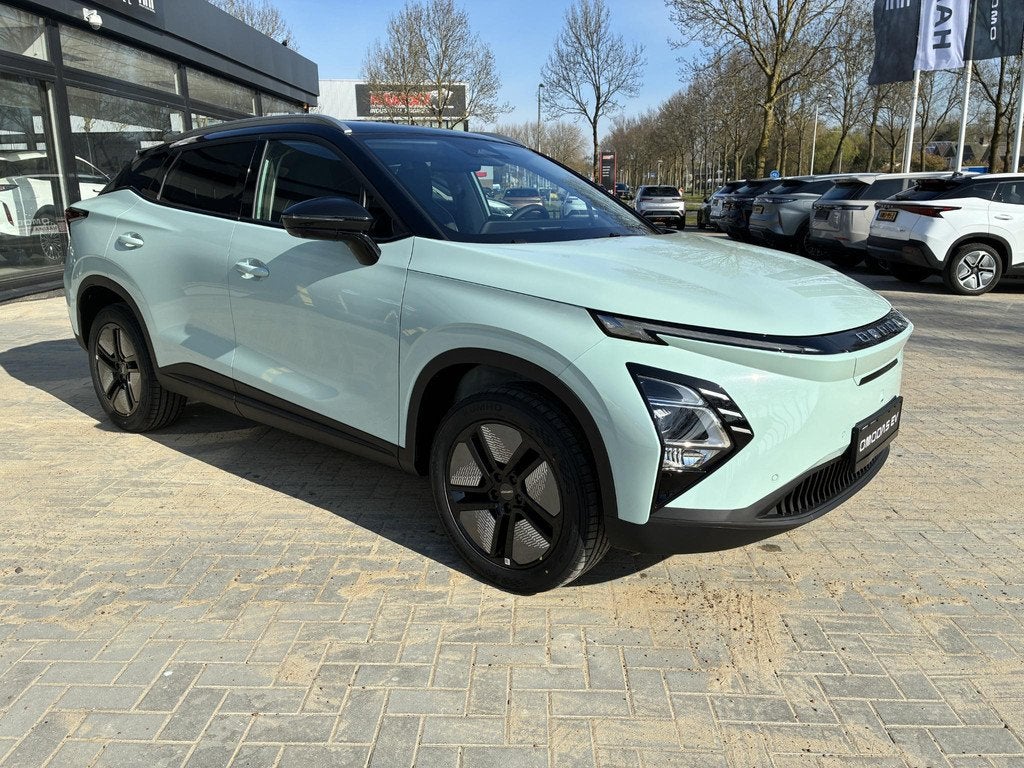 Omoda 5 EV Premium 61 kWh Voorraad Nieuw| ECC | Schuif/kante, 430 km, 211 pk, SUV of Terreinwagen, Te koop