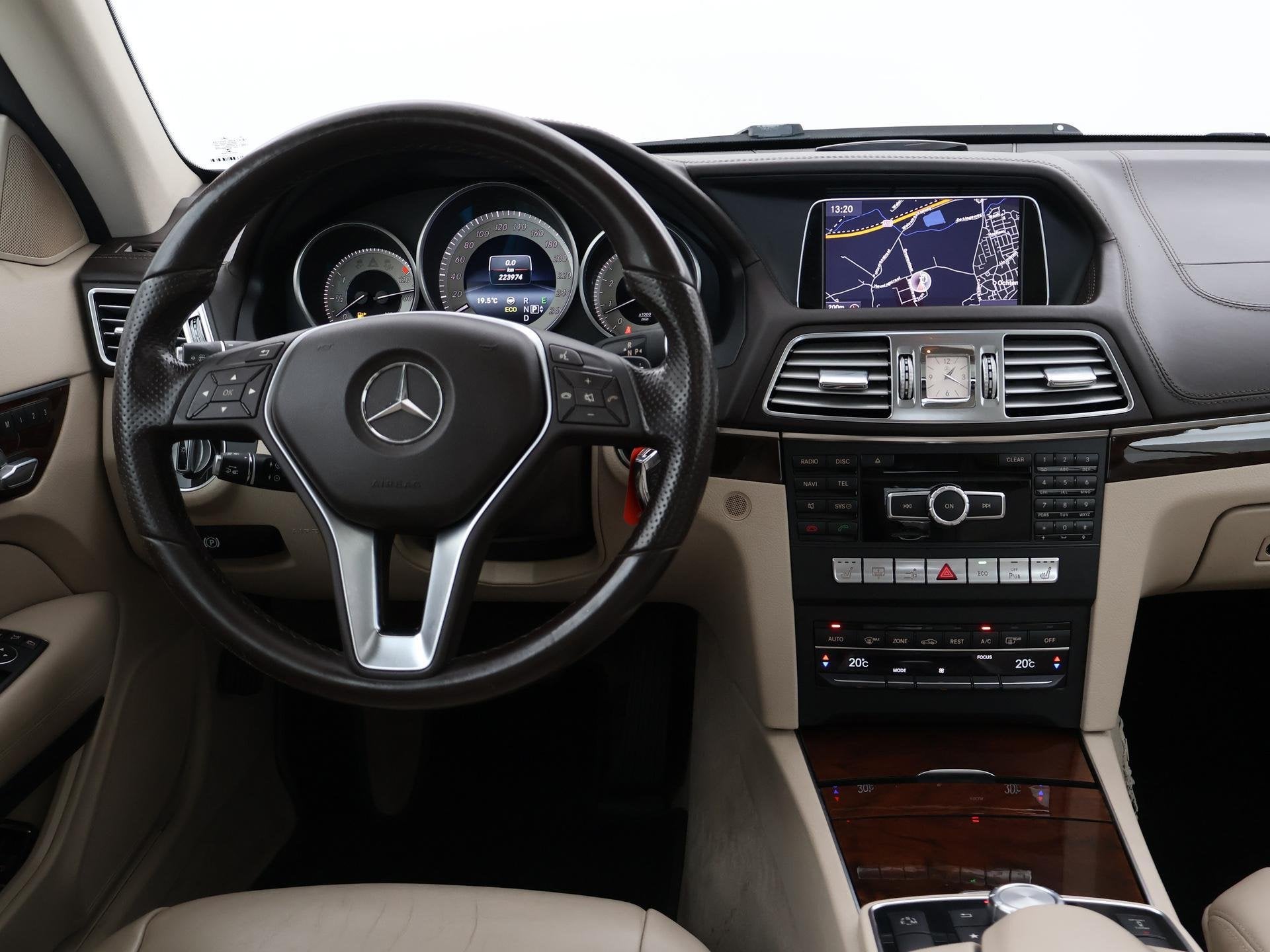 Mercedes-Benz E-klasse Coupé 500 V8 BI-TURBO 408 PK AMG SPO, Auto's, Mercedes-Benz, Achterwielaandrijving, Gebruikt, 1715 kg, 4 stoelen