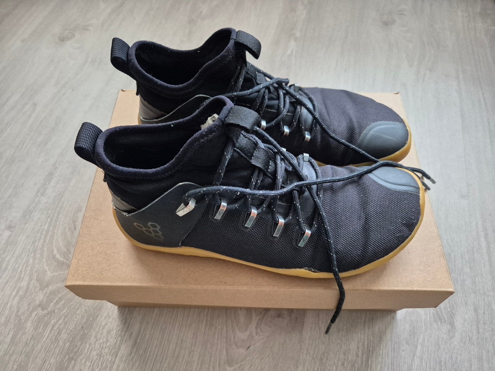 Vivobarefoot Magna Trail Dames - Maat 39, Kleding | Dames, Blauw, Vivobarefoot, Zo goed als nieuw, Wandelschoenen