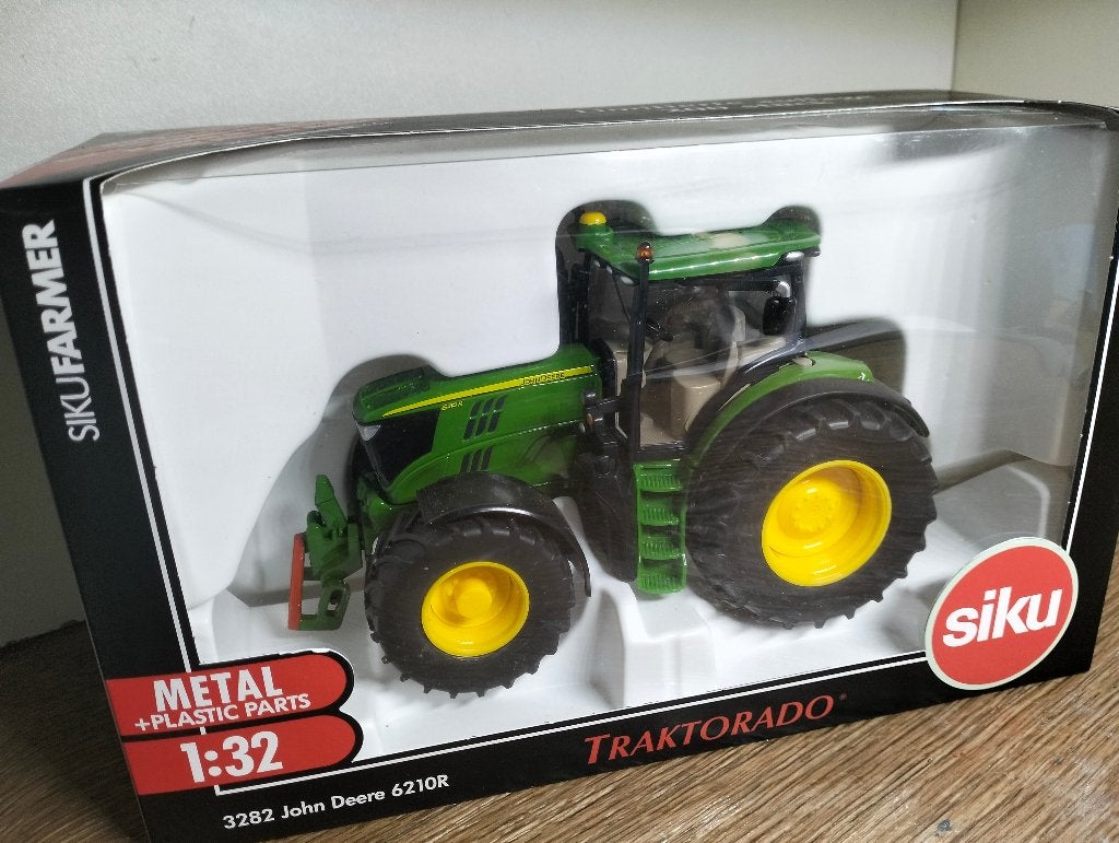 Te koop Siku John Deere 6210R Tractorado 200 stuks., Ophalen of Verzenden, Zo goed als nieuw, Tractor of Landbouw, SIKU