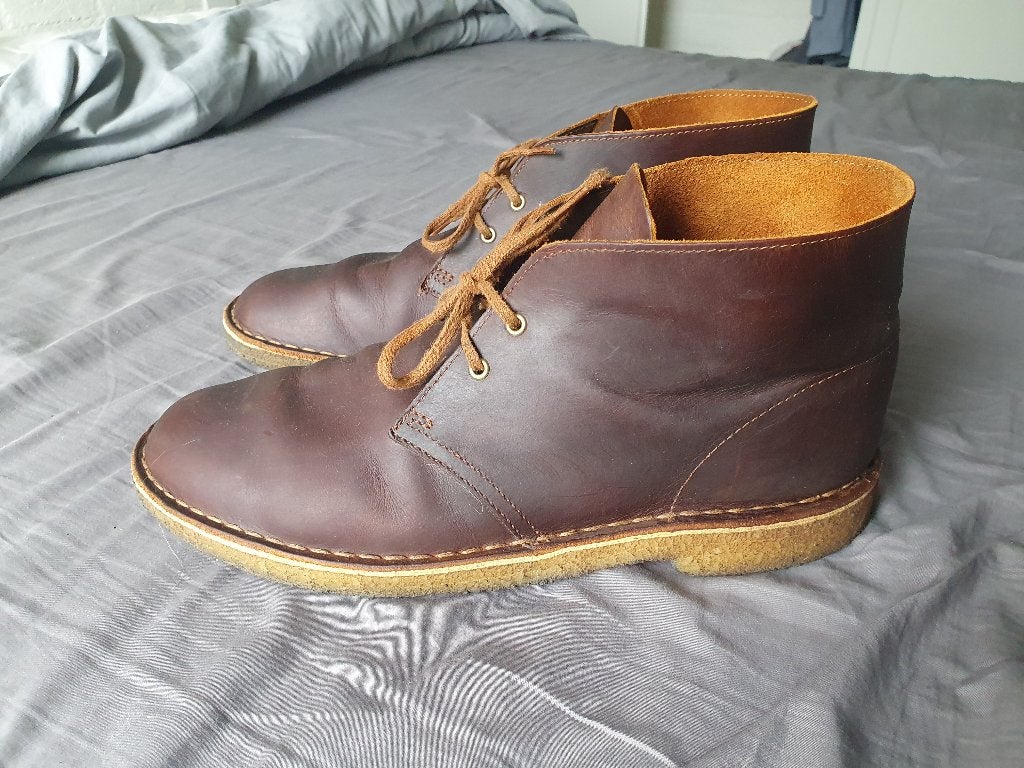 Clarks Originals Desert Boots beeswax bruin leer mt 43 ZGAN, Bruin, Boots, Clarks, Ophalen of Verzenden