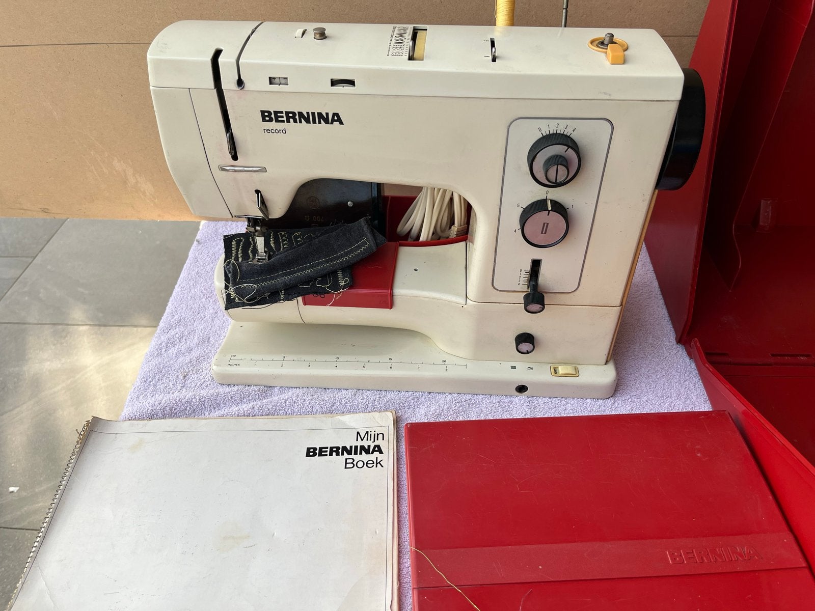 Bernina Record 830 Naaimachine met accessoires, Ophalen of Verzenden, Gebruikt, Naaimachine, Bernina