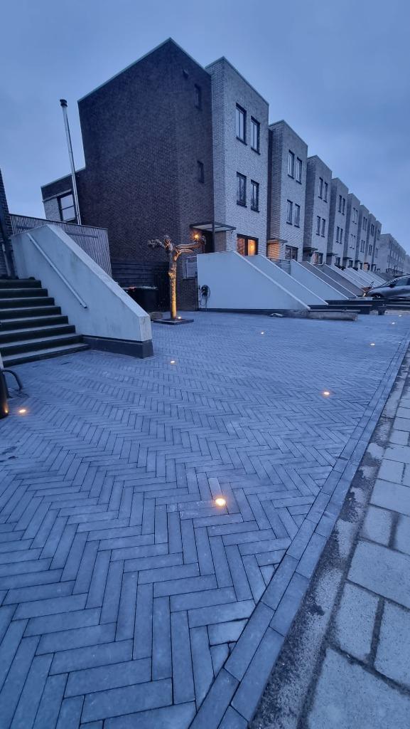 "Stratenmaker Almere" heeft tijd voor uw tuin project ☀️😎, Garantie, Tuinonderhoud of Snoeiwerk