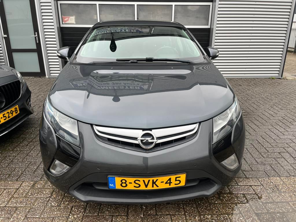 Opel Ampera E-rev 1.4 HATCHBACK AUTOMAAT BJ 2013 Grijs, Euro 5, Ampera, 4 cilinders, 4 stoelen