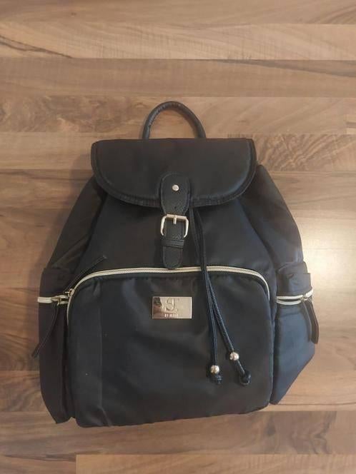 Zwarte rugzak van Simply by Olcay, 40x38x18cm, Ophalen of Verzenden, Zo goed als nieuw, Overige merken