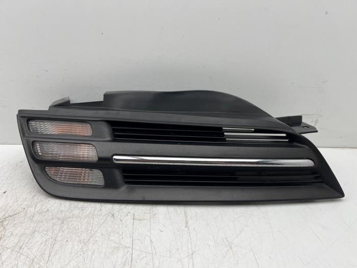 Grille van een Nissan Micra (NVT), Gebruikt, -, -, Ophalen of Verzenden