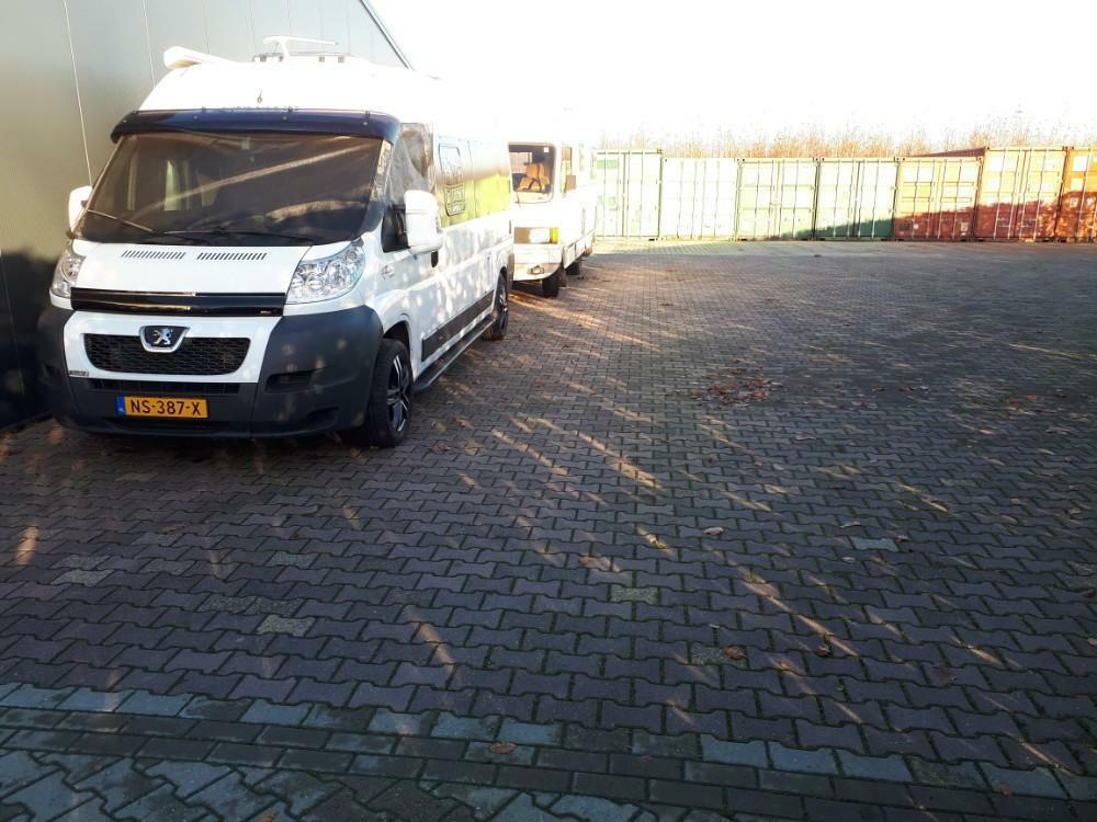 Camperstalling BUITEN onbeperkt halen / brengen, Caravans en Kamperen, Caravanstallingen
