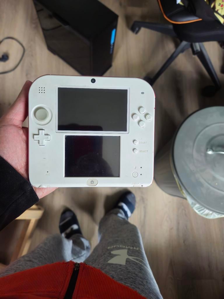 2DS wit met 1 spel, Ophalen of Verzenden, Gebruikt, Wit, 2DS