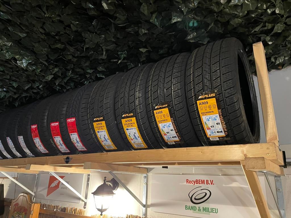 Nieuwe zomerbanden op voorraad van 13 tot 20 inch, Ophalen, Autobedrijf Bovak, Nieuw, Weidehek 58C
