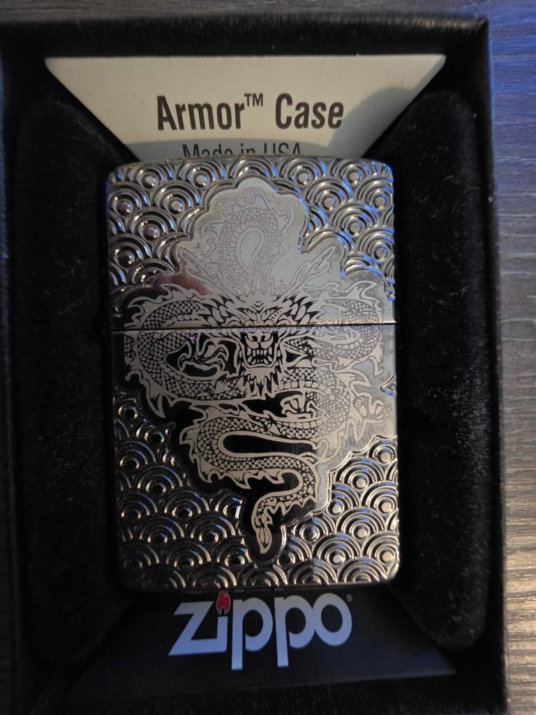 Zippo Chinese Draak Armor Case Aansteker, Verzamelen, Ophalen of Verzenden