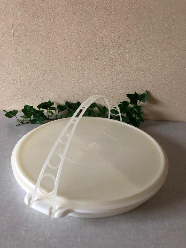 Z.G.A.N. hapjesschaal - vakkenschaal met deksel TUPPERWARE, Ophalen of Verzenden, Zo goed als nieuw, Oranje, Schaal