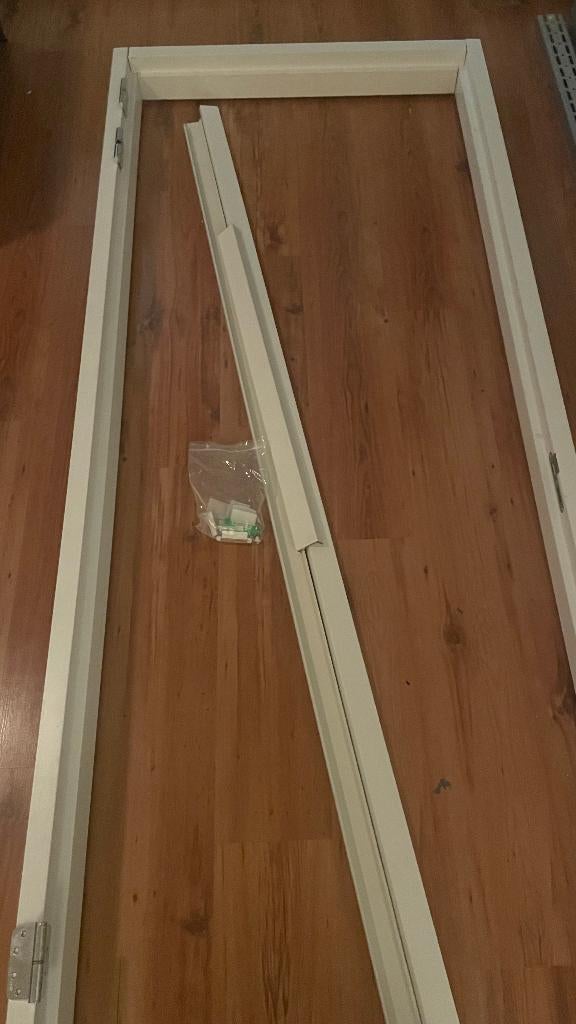 Berkvens montagekozijnen Berlegno RZ stomp linksdraaiend, Deurkozijn, Zo goed als nieuw, 225 cm of meer, Hout