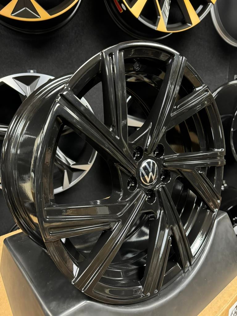 17 inch velgen voor Volkswagen Bergamo R LINE 5x100 Polo 2G, Auto-onderdelen, Velg(en), Nieuw, 17 inch, Ophalen of Verzenden