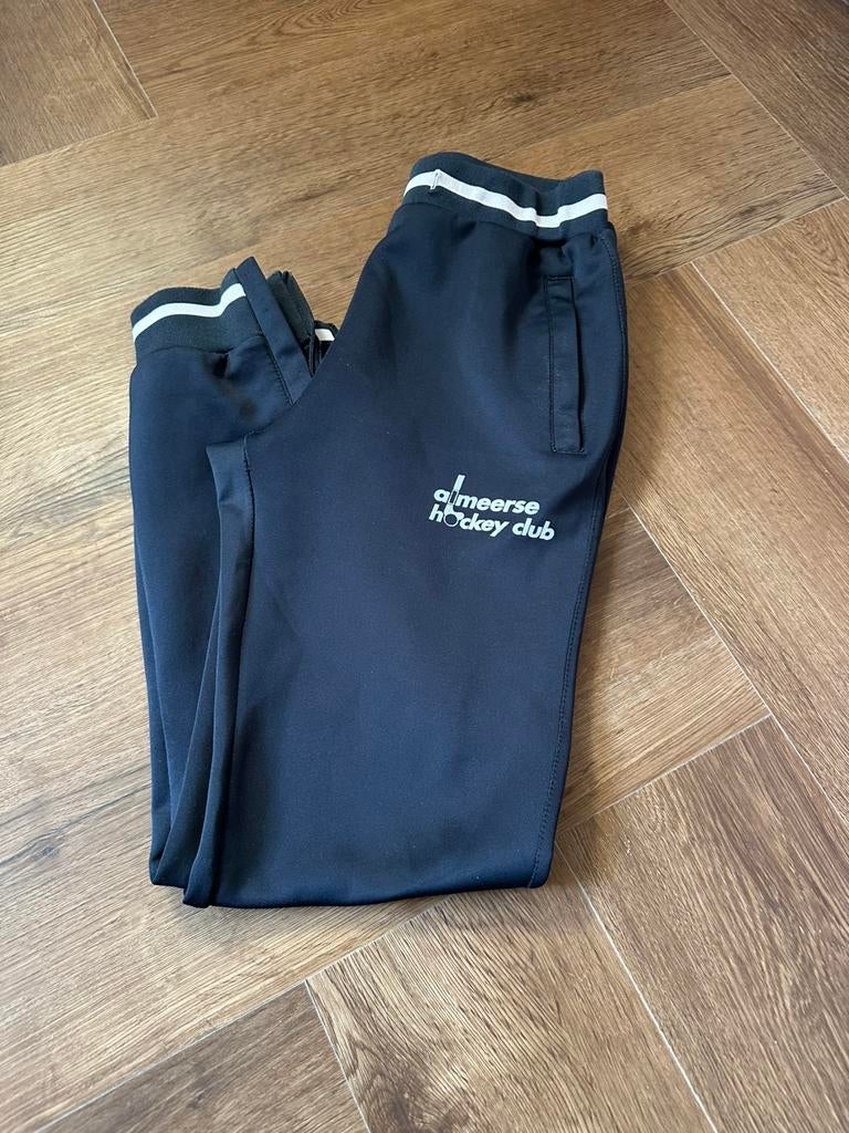 Almeerse hockey broek 152, Ophalen of Verzenden, Zo goed als nieuw, Kleding