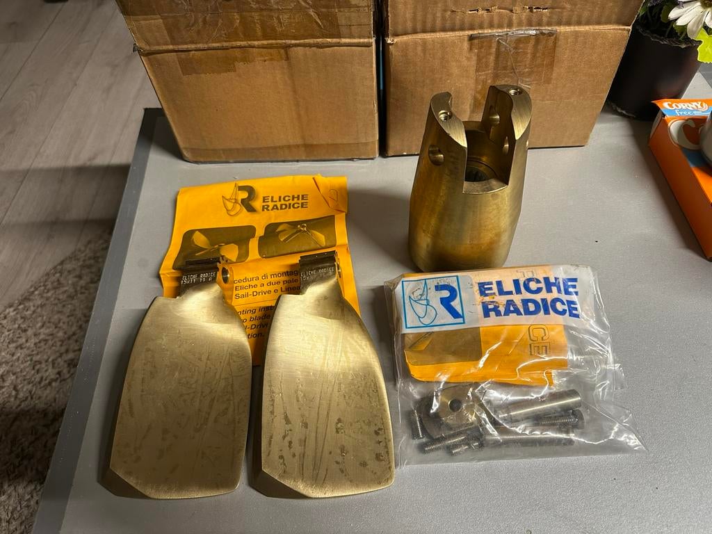 2-Blads Klapschroeven en Blad-Kits in verschillende maten, Ophalen of Verzenden, Nieuw, Motor en Techniek, Zeilboot of Motorboot