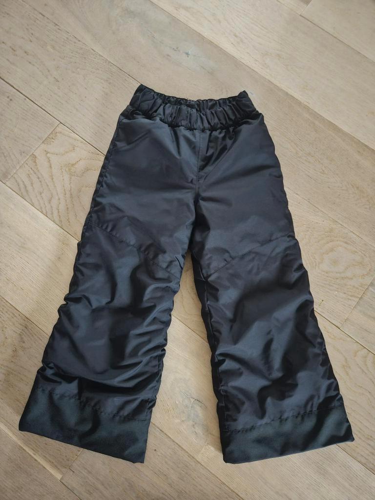 Kinder skibroek maat 110, Sport en Fitness, Overige merken, 100 tot 140 cm, Ophalen of Verzenden, Zo goed als nieuw