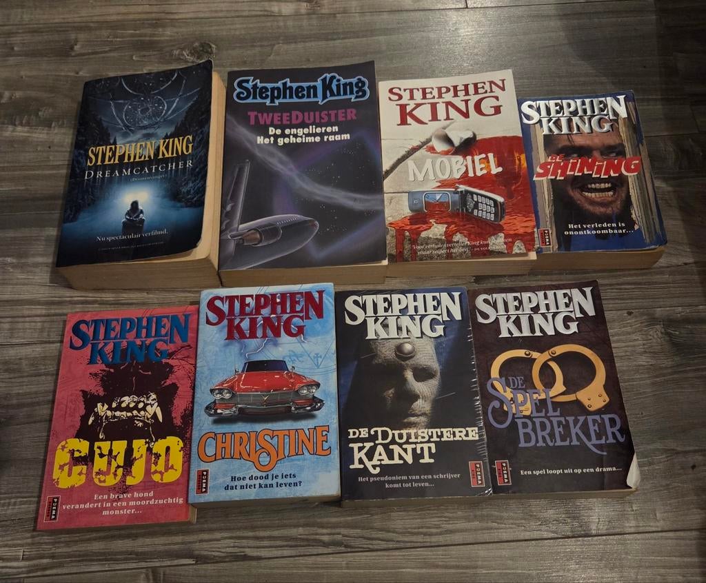 8 boeken van Stephen King, o.a. The Shining en Cujo, Boeken, Ophalen of Verzenden, Gelezen
