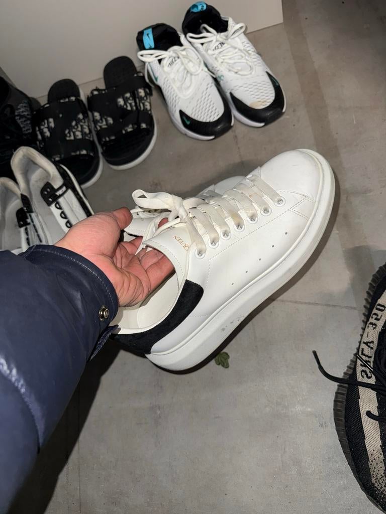 Alexander McQueen Sneakers - Maat 41/42, Kleding | Heren, Schoenen, Ophalen of Verzenden, Gedragen, Wit, Sneakers of Gympen