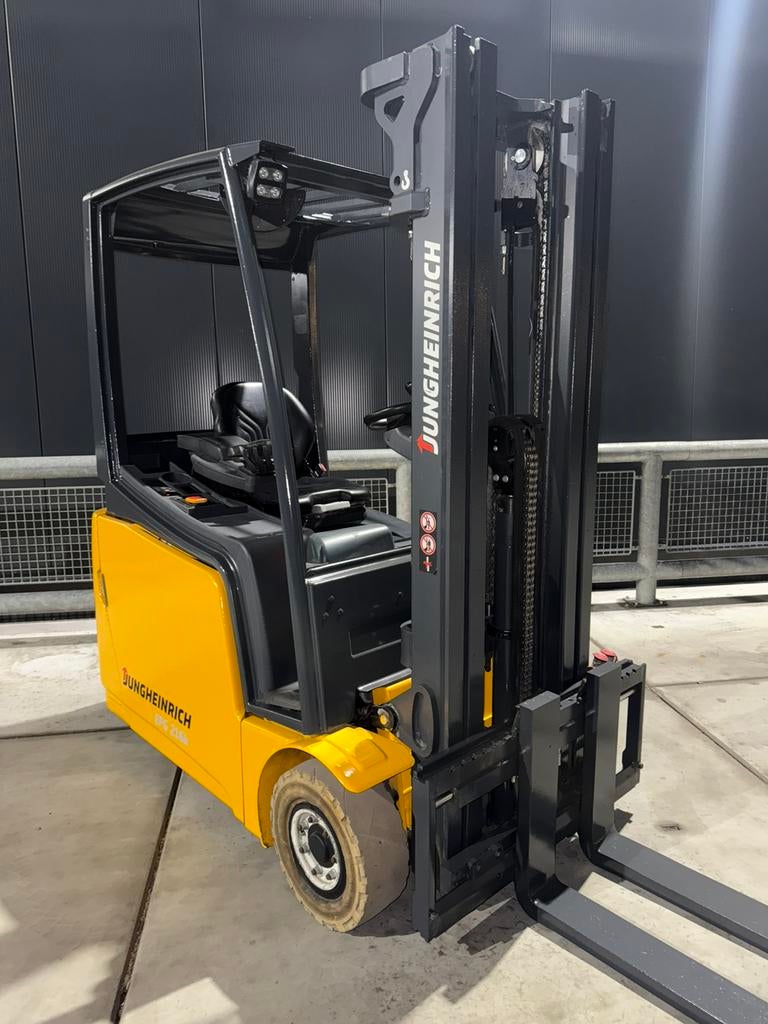 JUNGHEINRICH EFG216K 1600KG TRIPLEX 4.6M BJ 2015 3500UUR, Ophalen, Linde Toyota Hyster Komatsu Nissan jungheinrich Still Crown