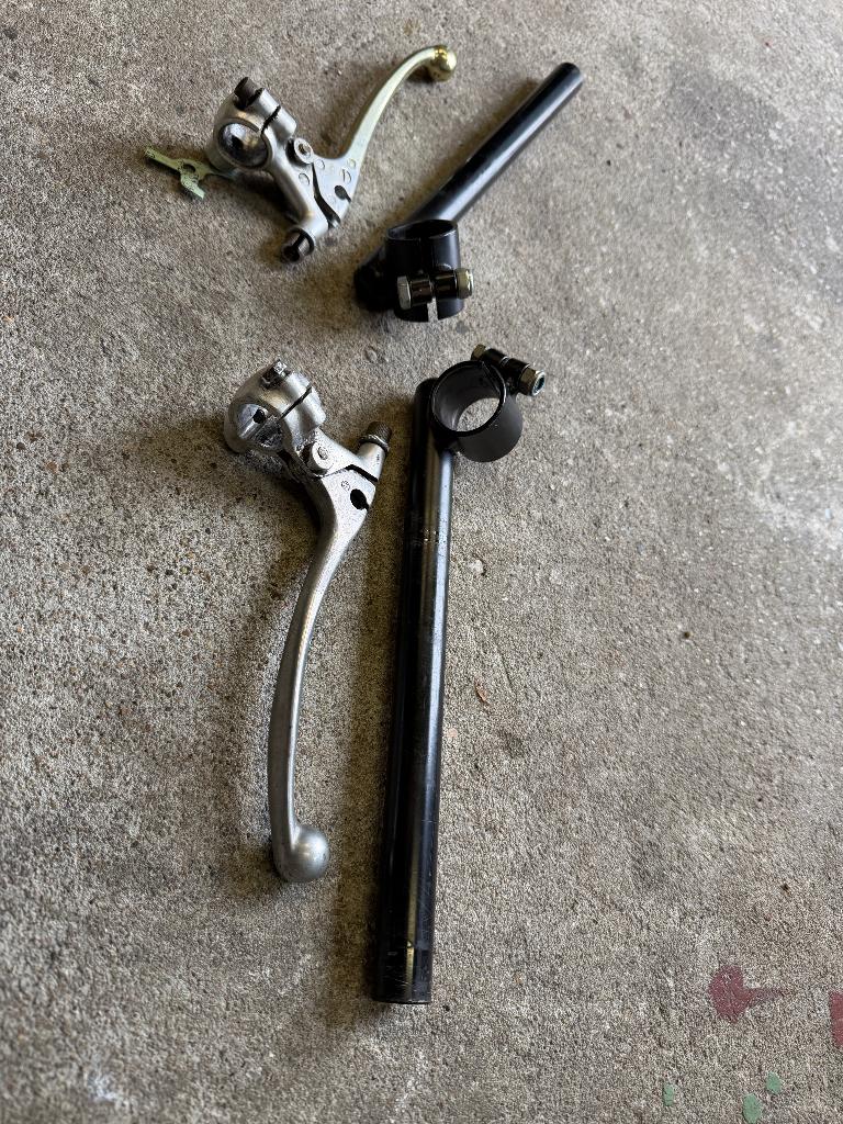 Clip on set 32mm met rem en koppelings hendel, Motoren, Ophalen, Gebruikt