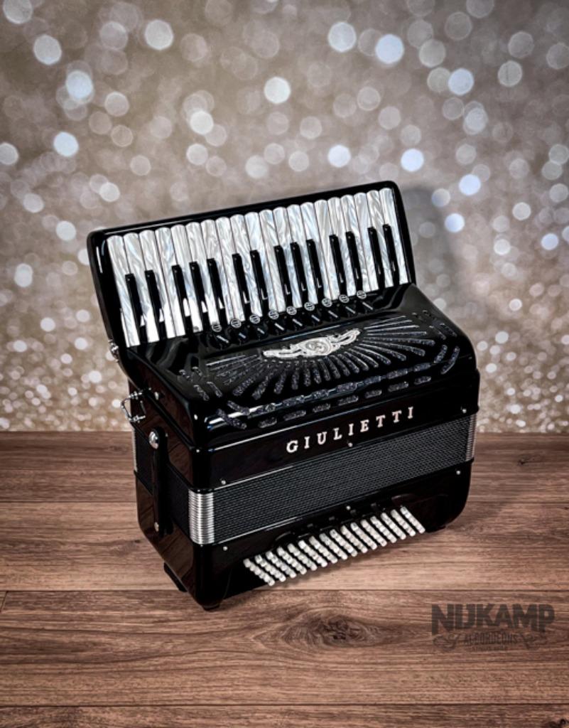 Giulietti B.12 - Compacte accordeon met veel mogelijkheden, Overige merken, 72-bas, Met koffer, Nieuw