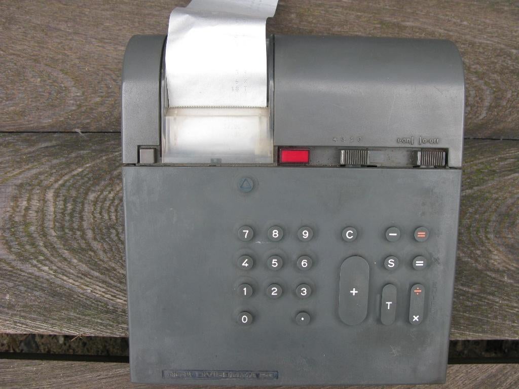 DIVISUMMA 28 CALCULATOR BELLINI OLIVETTI, Ophalen of Verzenden