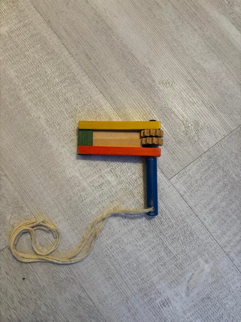 Houten Ratelaar - Carnaval of Feest, Hobby en Vrije tijd, Ophalen of Verzenden, Gebruikt, Feestartikel, Carnaval