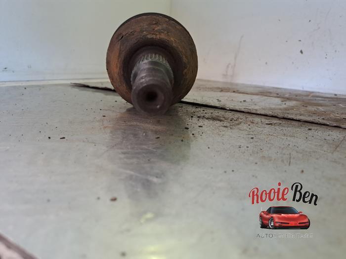 Aandrijfas links-voor van een Dodge Nitro, Gebruikt, -, -, Ophalen of Verzenden