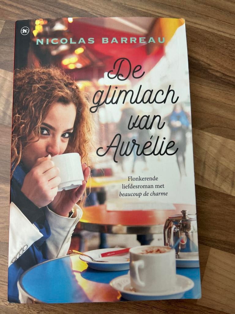 De Glimlach van Aurélie - Nicolas Barreau, Boeken, Romans, Zo goed als nieuw, Nederland, Ophalen of Verzenden