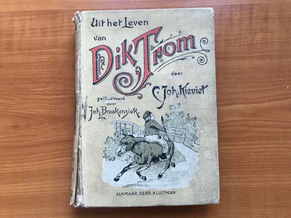 Oude Dik Trom boek door Joh. Kieviet, Ophalen of Verzenden, Gelezen, Fictie algemeen