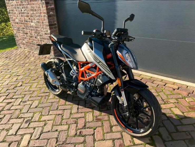 Ktm 125 Duke A1 2022 Nieuw!, Motoren, Motoren | KTM, Particulier, 125 cc, 1 cilinder, Minimaal motorrijbewijs A1